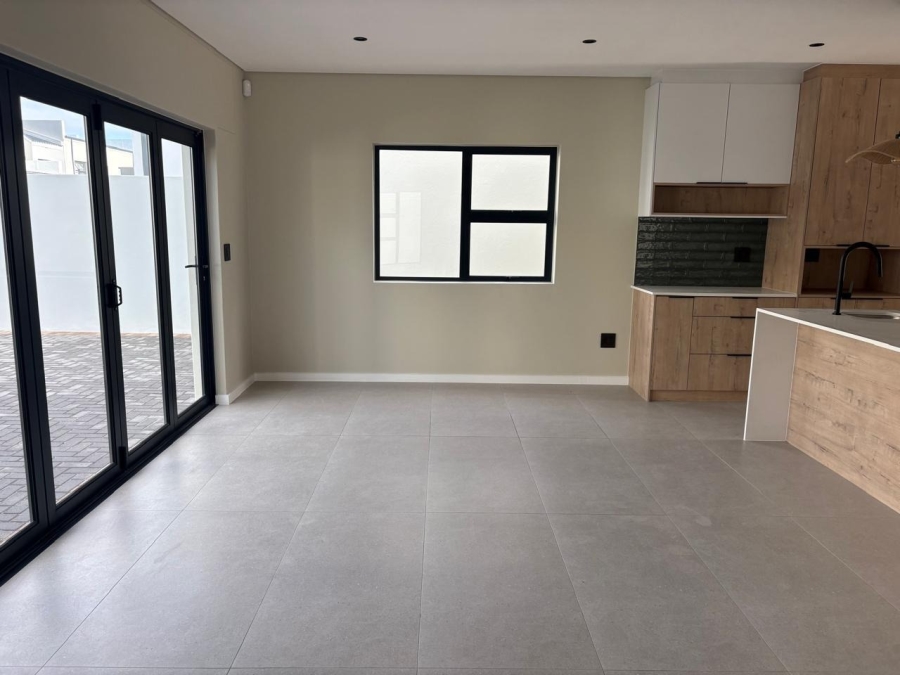 4 Bedroom Property for Sale in Sandown Western Cape